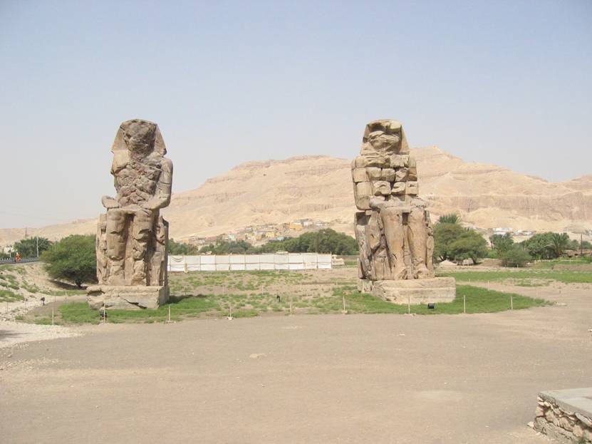 Aegypten Rundreise, Nilkreuzfahrt, Luxor, Tal der Koenige, The Valley of the Kings, Totentempel Amenophis III