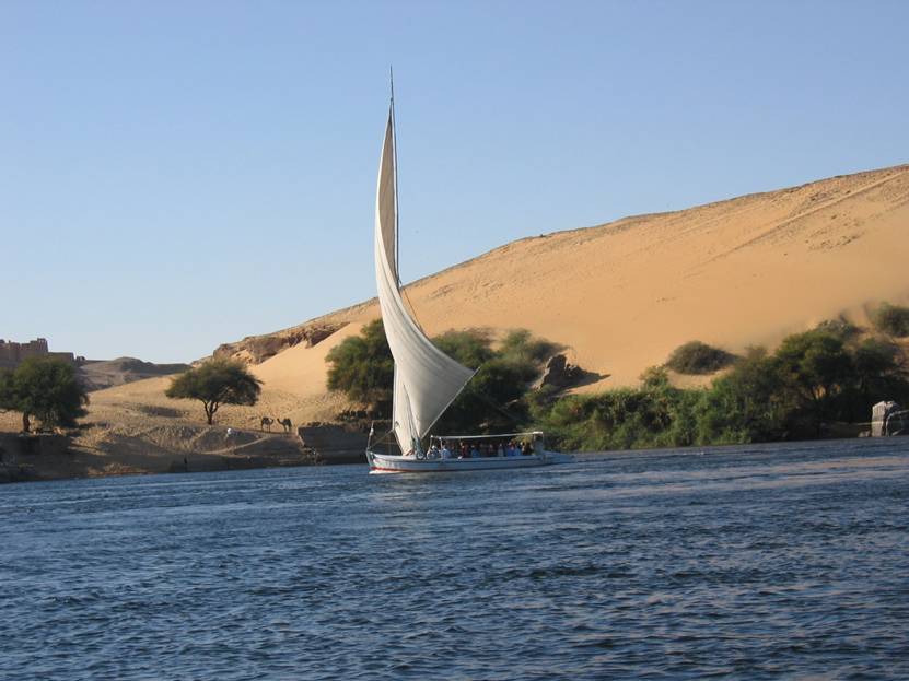 Aegypten Rundreise, Nilkreuzfahrt, IBEROTEL, MS Crown Empress, Nil-Kreuzfahrtschiff, Assuan, Feluka, Nil