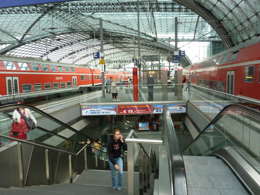 Berlin, Hauptbahnhof, groete Turmbahnhof Europas
