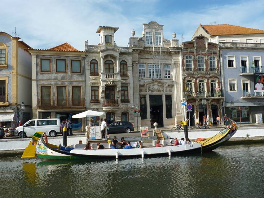 Portugal Rundreise, Moliceiro Boot am Ria de Aveiro