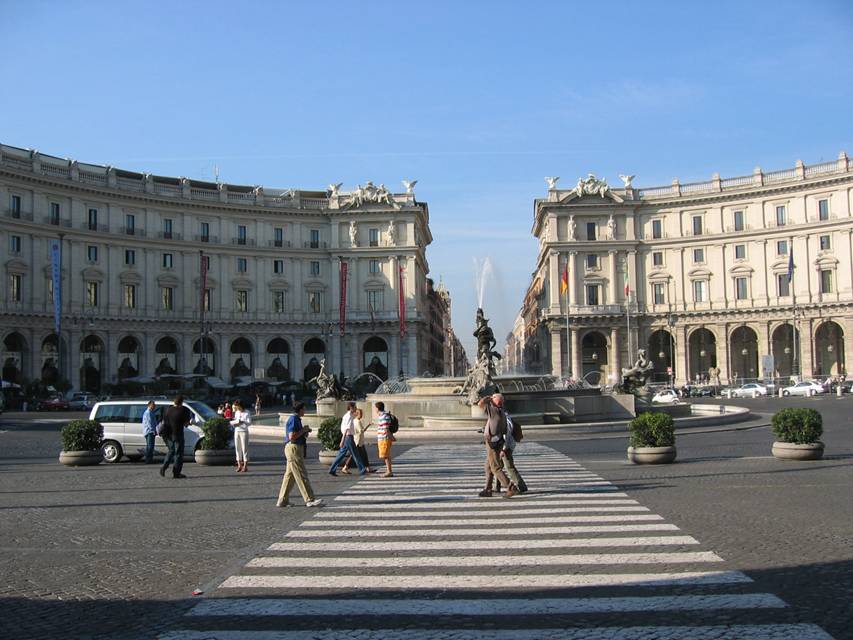 Rom, Piazza della Repubblica, Naiaden Brunnen