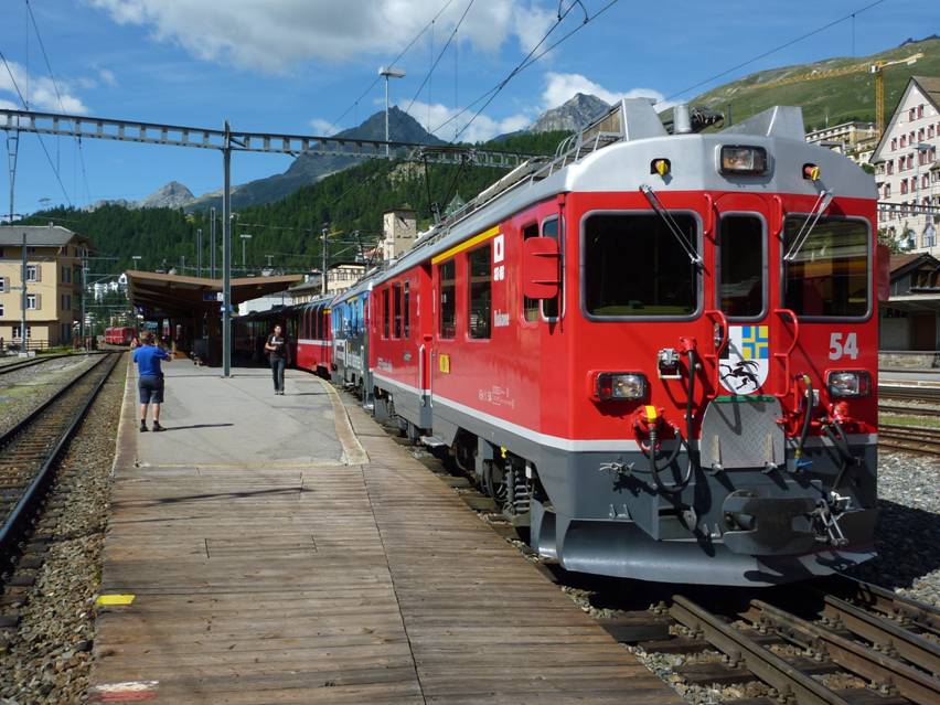 Rundreise Schweiz, Bernina Express, Lokomotive
