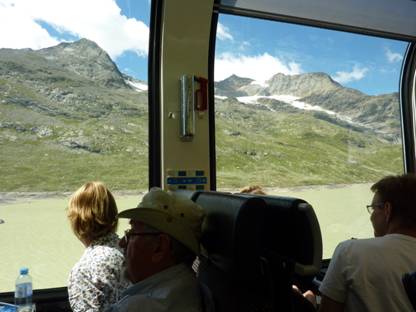 Rundreise Schweiz, Bernina Express, Panoramawagon, Ausblick