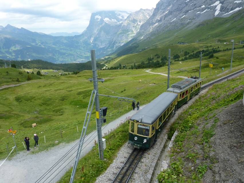 Rundreise Schweiz, Grindelwald, Jungfraubahn, Panoramawagon