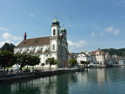 Rundreise Schweiz, Luzern, Stadtbummel, Jesuitenkirche