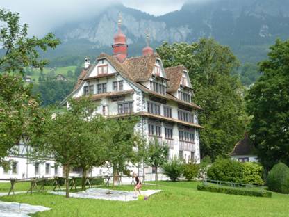Rundreise Schweiz, Schwyz, Kanton Schwyz, Stifung ITAL-REDING-HAUS