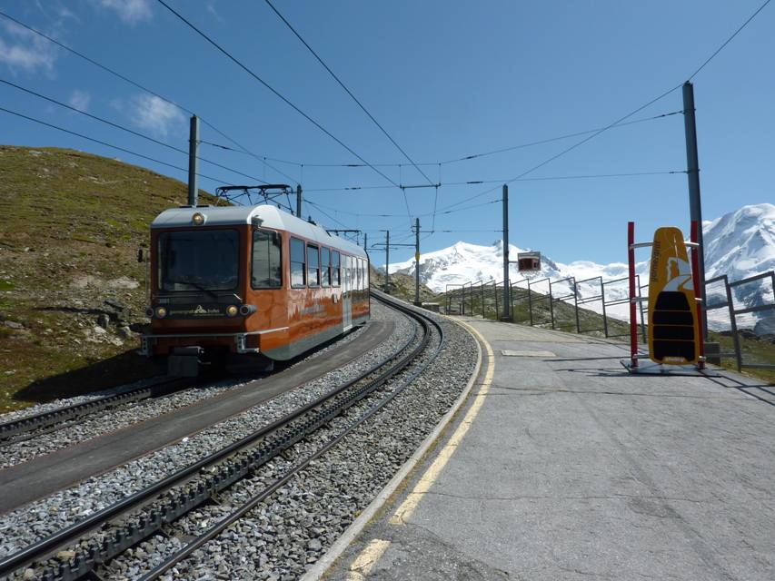 Schweiz Rundreise, Gornergratbahn, Zahnradbahn von Zermatt auf den Gornergrat